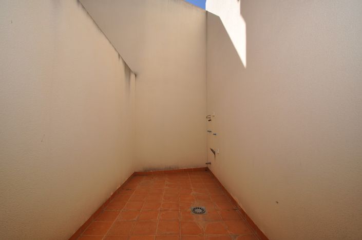 Image No.38-3 Bed Townhouse for sale