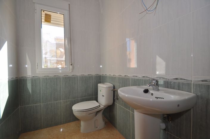 Image No.9-3 Bed Townhouse for sale