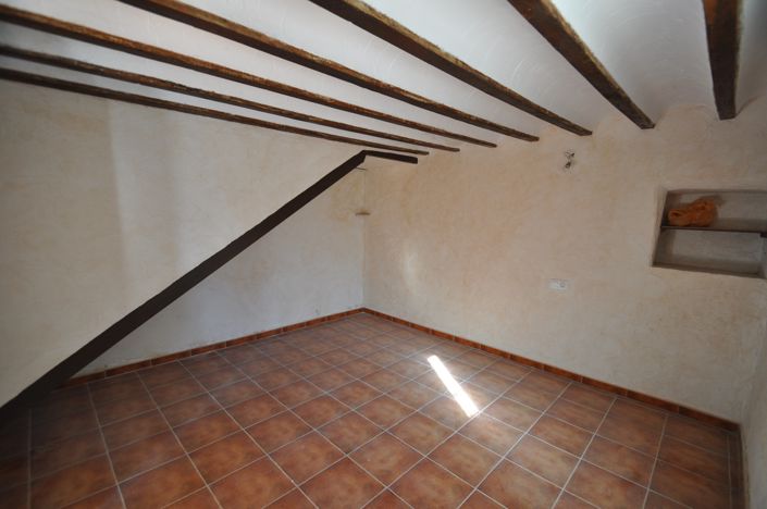 Image No.8-4 Bed Country House for sale