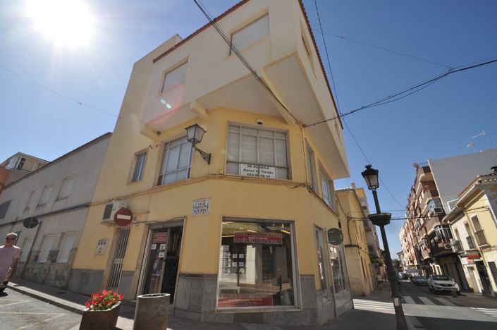 Image No.1-5 Bed Apartment for sale