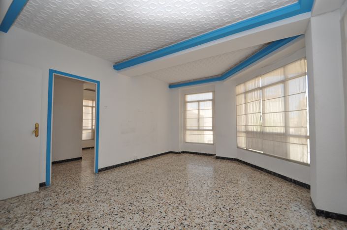 Image No.8-5 Bed Apartment for sale
