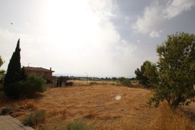 1 - Caudete, Land