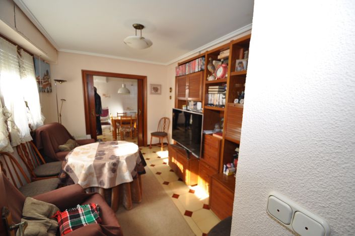 Image No.36-12 Bed Townhouse for sale