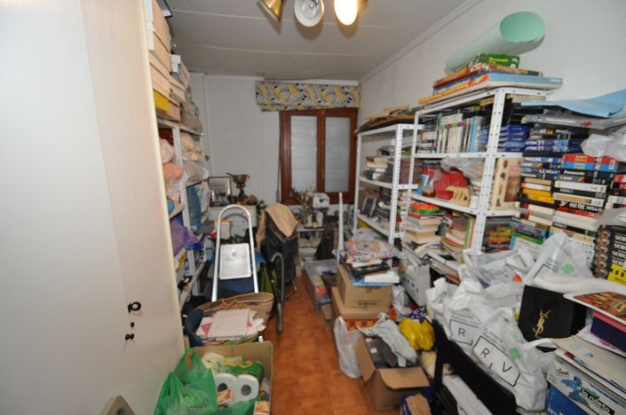 Image No.43-12 Bed Townhouse for sale