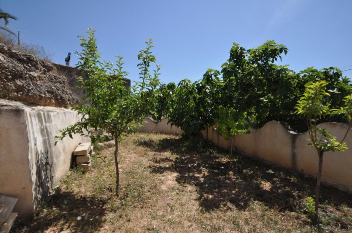 Image No.26-4 Bed House for sale