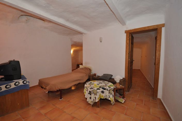 Image No.50-4 Bed House for sale