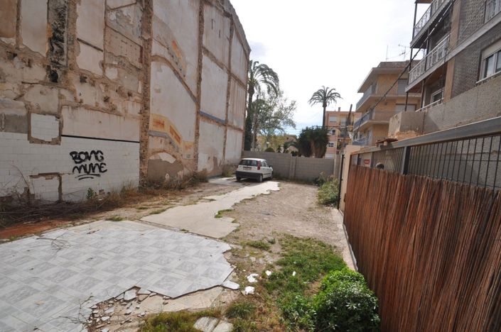 Image No.2-Terreno en venta