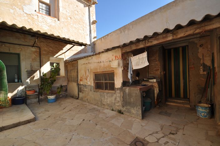 Image No.22-5 Bed Village House for sale