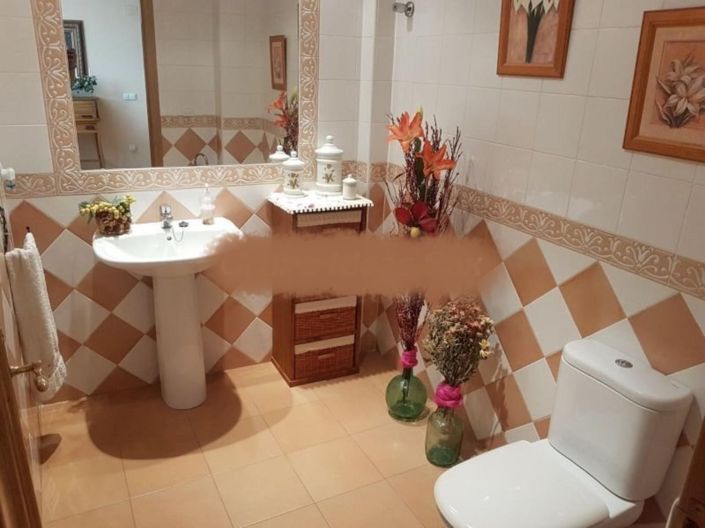 Image No.9-3 Bed Villa for sale