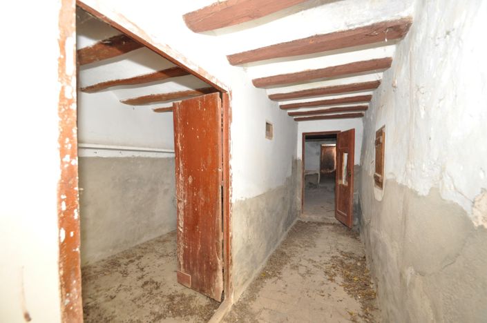 Image No.14-20 Bed Country House for sale