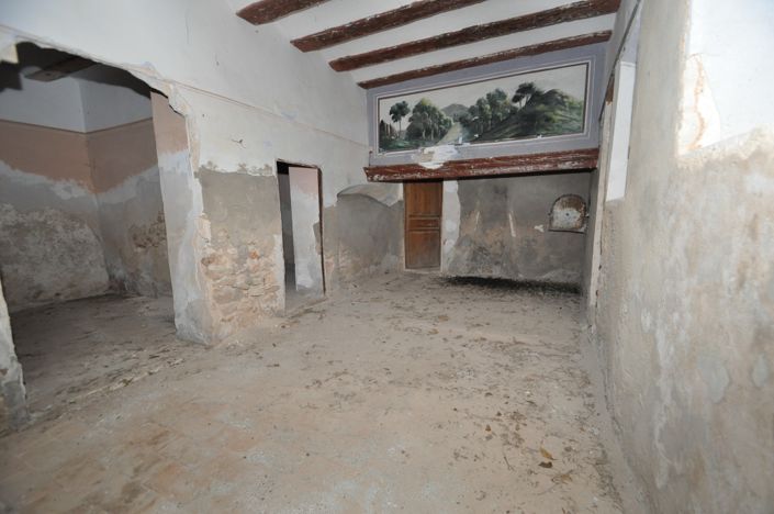 Image No.23-20 Bed Country House for sale