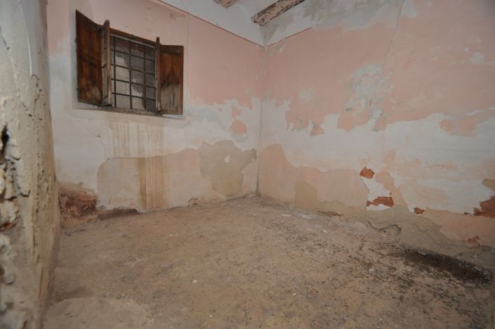 Image No.27-20 Bed Country House for sale