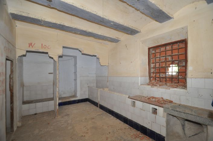 Image No.33-20 Bed Country House for sale