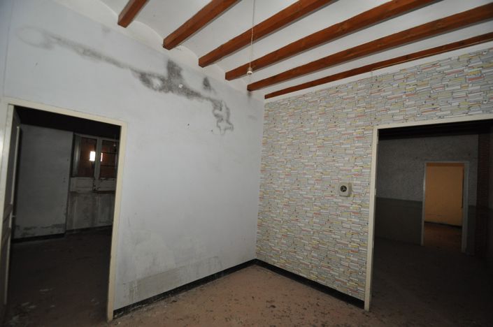 Image No.35-20 Bed Country House for sale