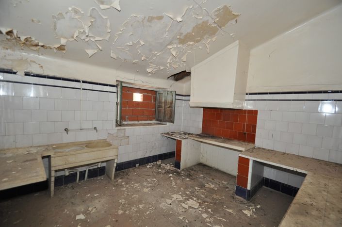 Image No.38-20 Bed Country House for sale