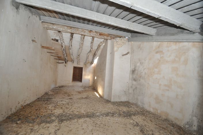 Image No.40-20 Bed Country House for sale