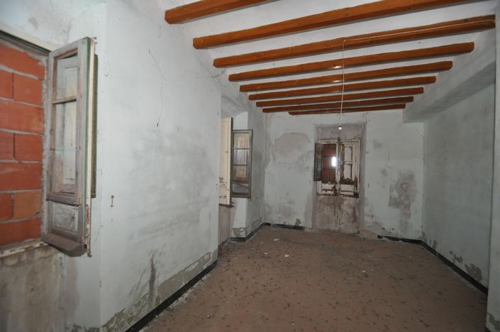 Image No.43-20 Bed Country House for sale