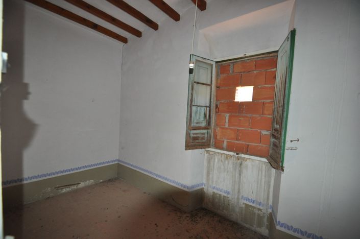 Image No.49-20 Bed Country House for sale