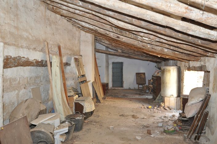 Image No.18-2 Bed Property for sale