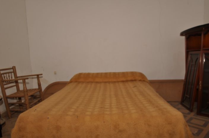 Image No.21-2 Bed Property for sale