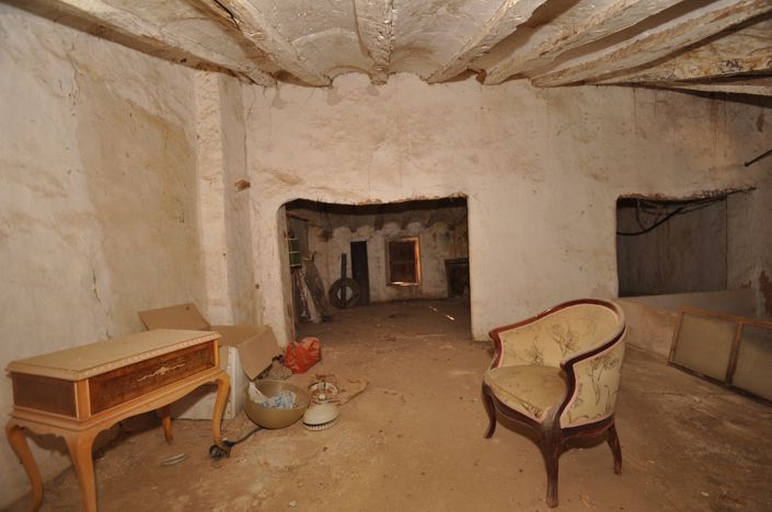 Image No.22-2 Bed Property for sale