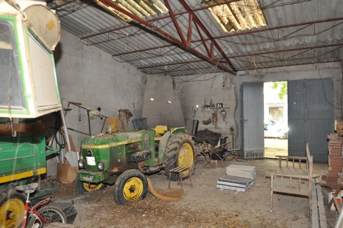 Image No.33-2 Bed Property for sale