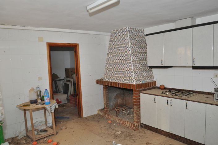 Image No.5-2 Bed Property for sale