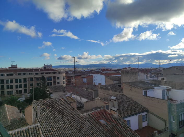 Image No.19-3 Bed Apartment for sale