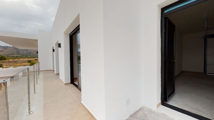 Image No.27-3 Bed Villa for sale