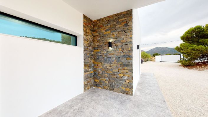 Image No.29-3 Bed Villa for sale