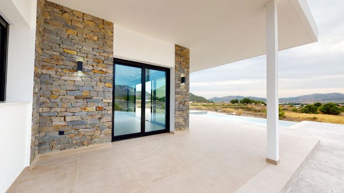 Image No.30-3 Bed Villa for sale