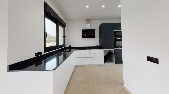 Image No.4-3 Bed Villa for sale