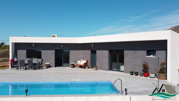 Image No.20-4 Bed Villa for sale