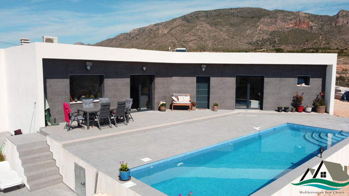 Image No.21-4 Bed Villa for sale