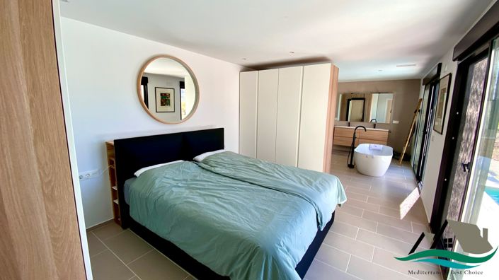 Image No.15-3 Bed Villa for sale