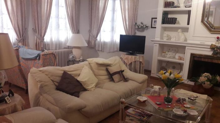 Image No.12-5 Bed Villa for sale