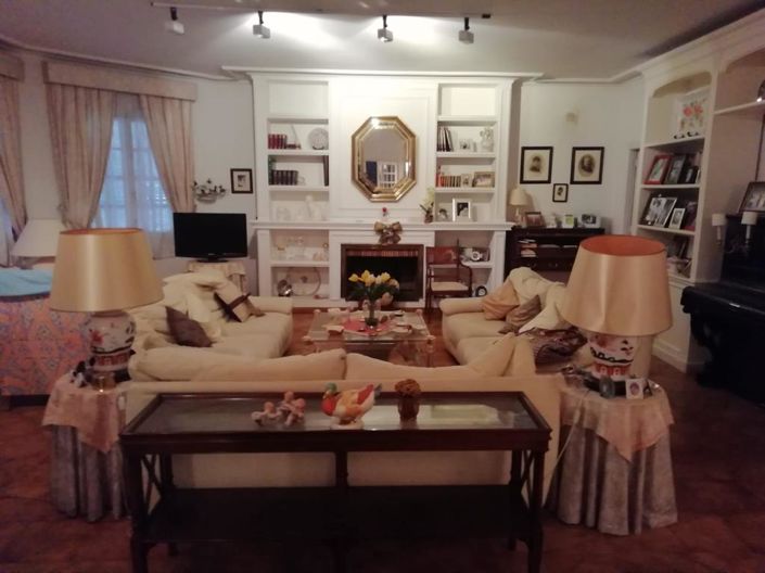 Image No.14-5 Bed Villa for sale