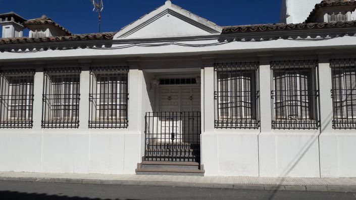 Image No.27-5 Bed Villa for sale