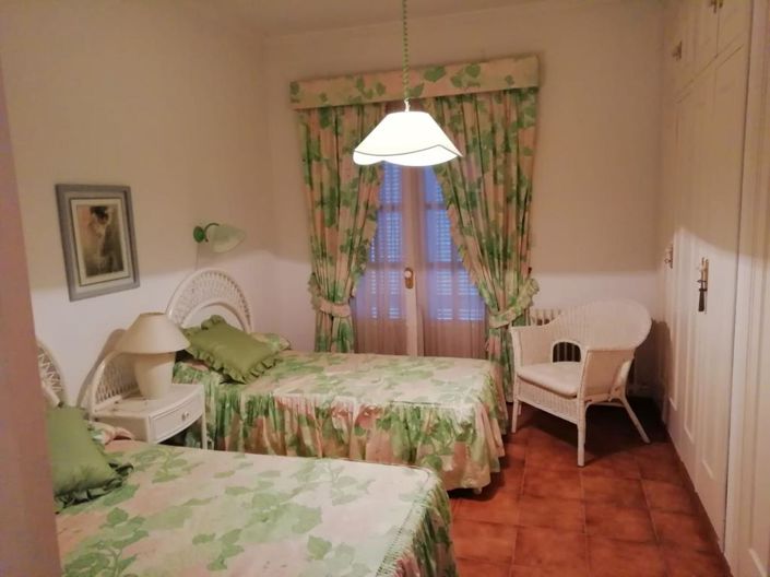 Image No.7-5 Bed Villa for sale