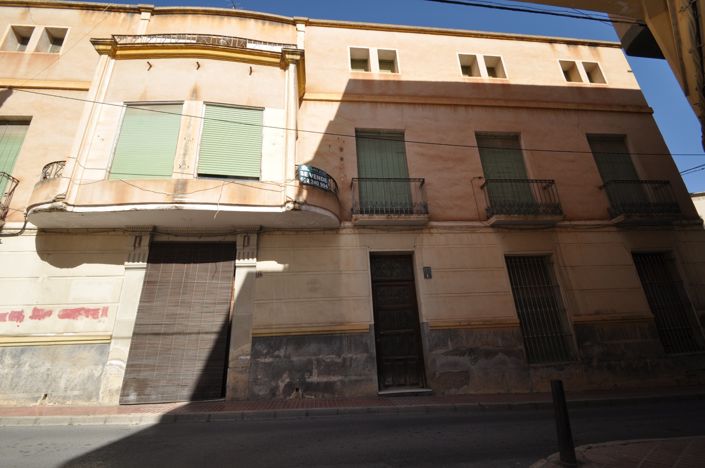 Image No.1-Maison de ville de 5 chambres à vendre à Monóvar