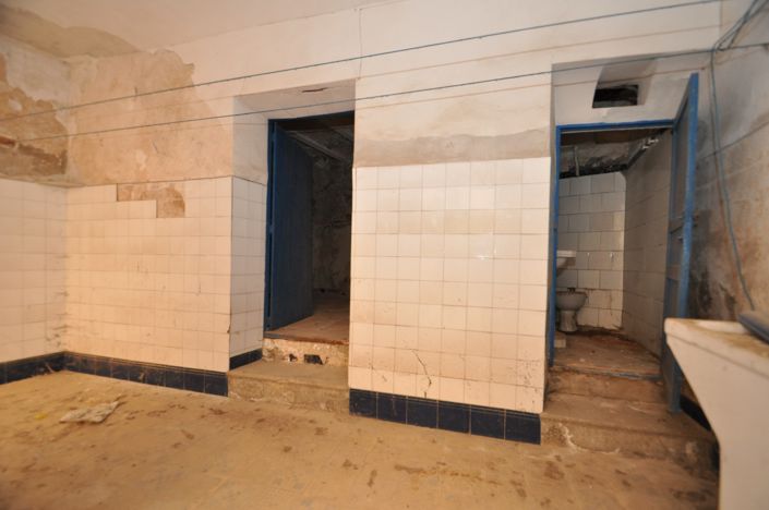 Image No.11-5 Bed Townhouse for sale