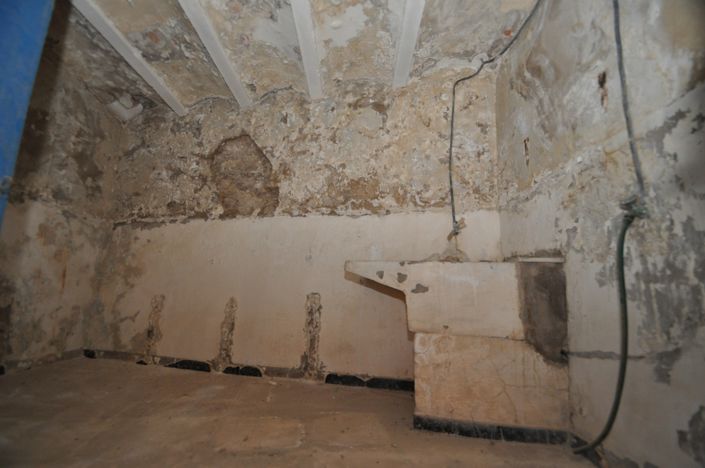 Image No.12-5 Bed Townhouse for sale