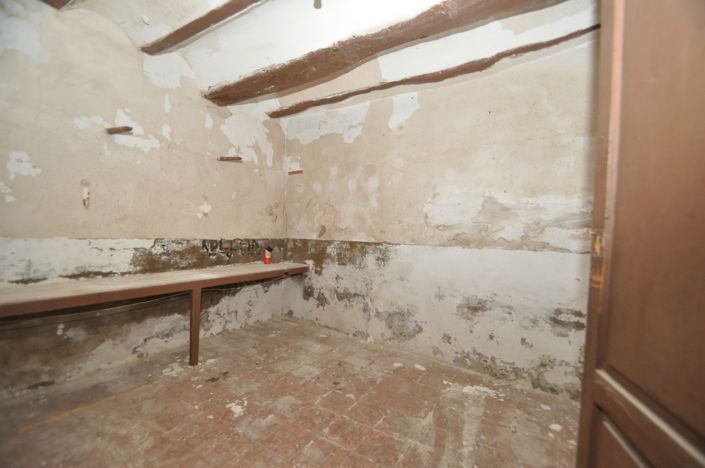 Image No.14-5 Bed Townhouse for sale