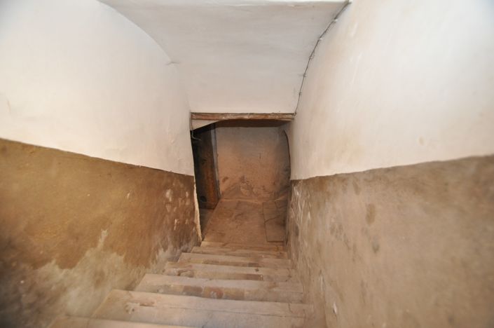 Image No.16-5 Bed Townhouse for sale