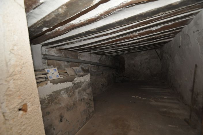 Image No.18-5 Bed Townhouse for sale