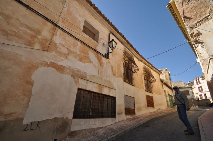 Image No.20-5 Bed Townhouse for sale