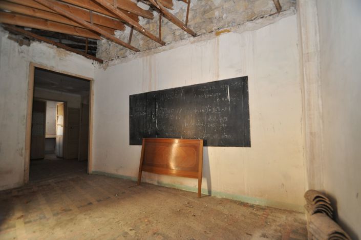 Image No.24-5 Bed Townhouse for sale