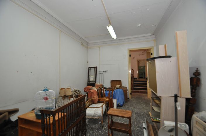 Image No.31-5 Bed Townhouse for sale