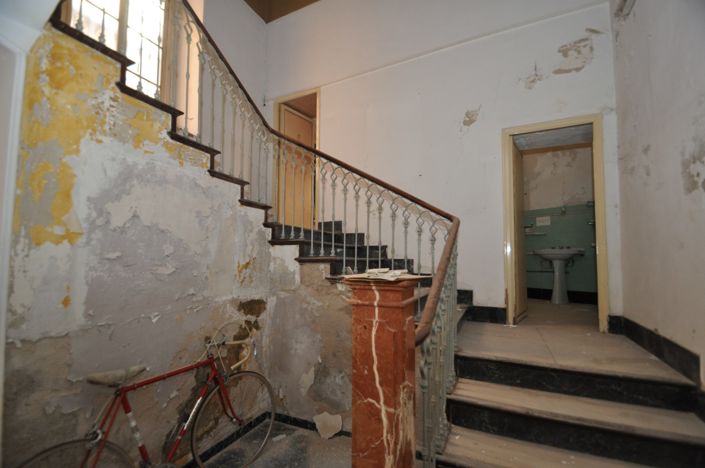 Image No.33-5 Bed Townhouse for sale