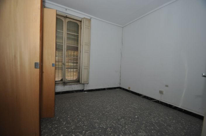 Image No.39-5 Bed Townhouse for sale